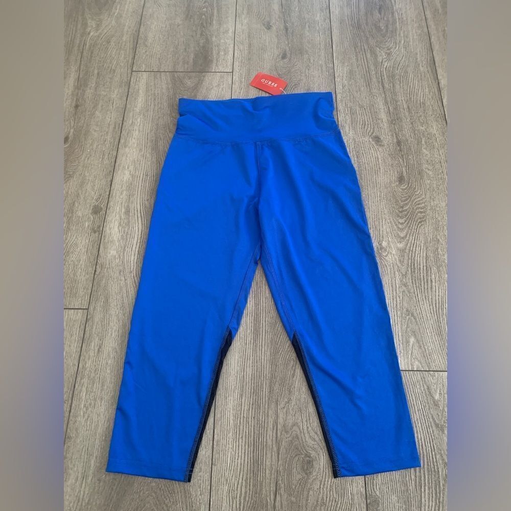 Guess woman’s active pants